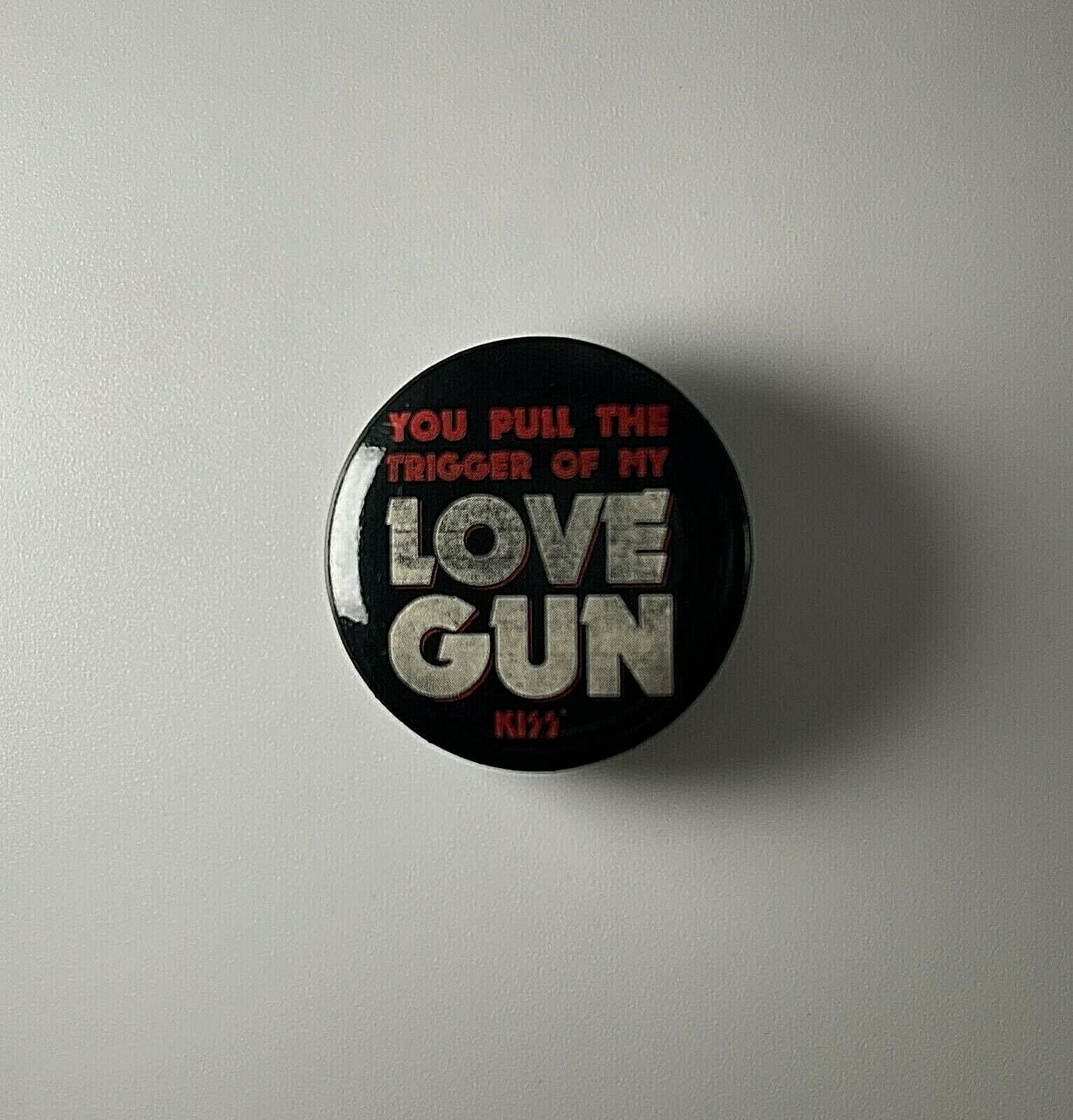 Kiss Love Gun 1.25” Button K005B125 Pin Badge