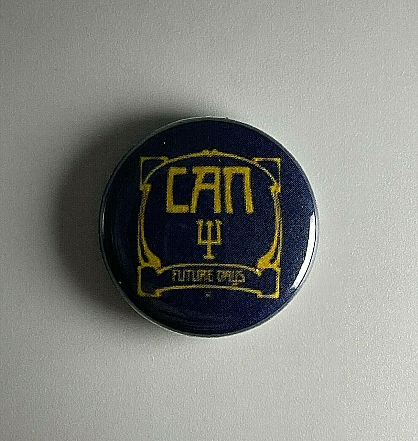 Can 1” Button C016B Badge Pin