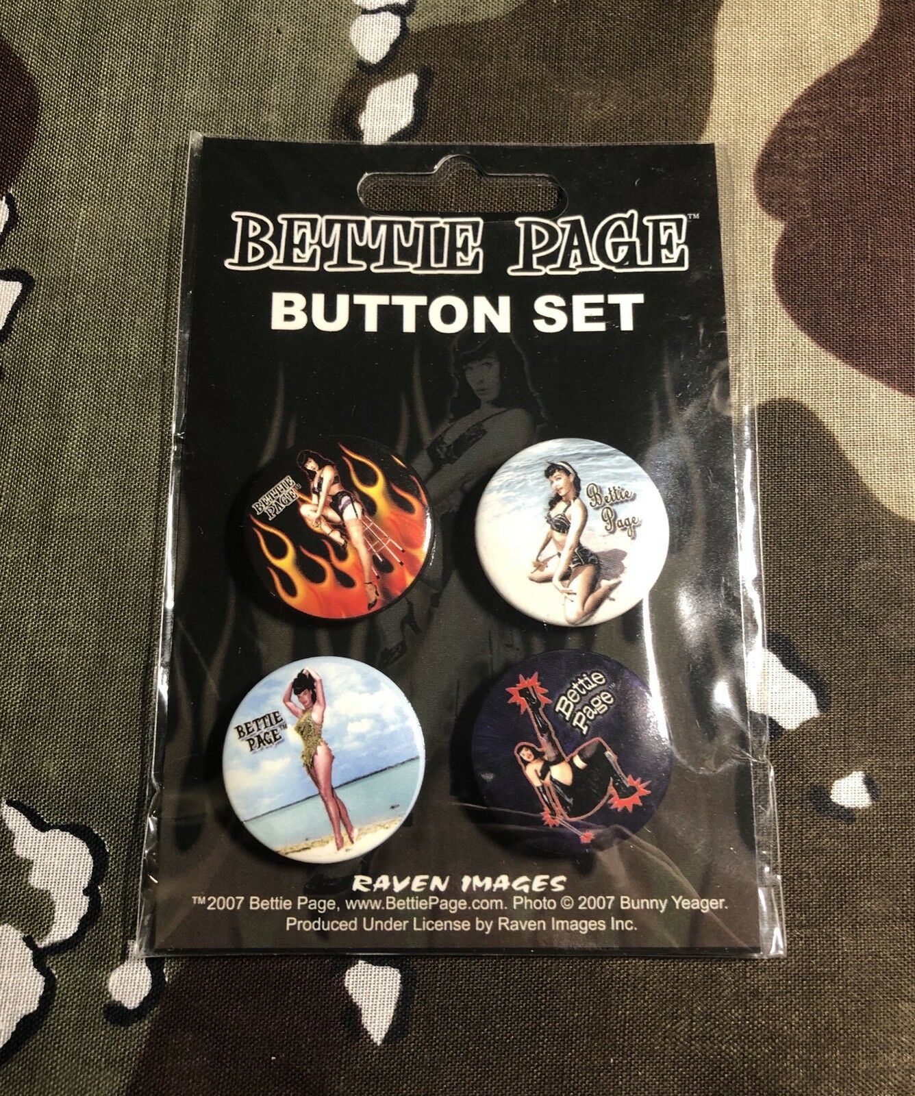 Bettie Page 1” Four Button Set Pinup Model Badge Pin