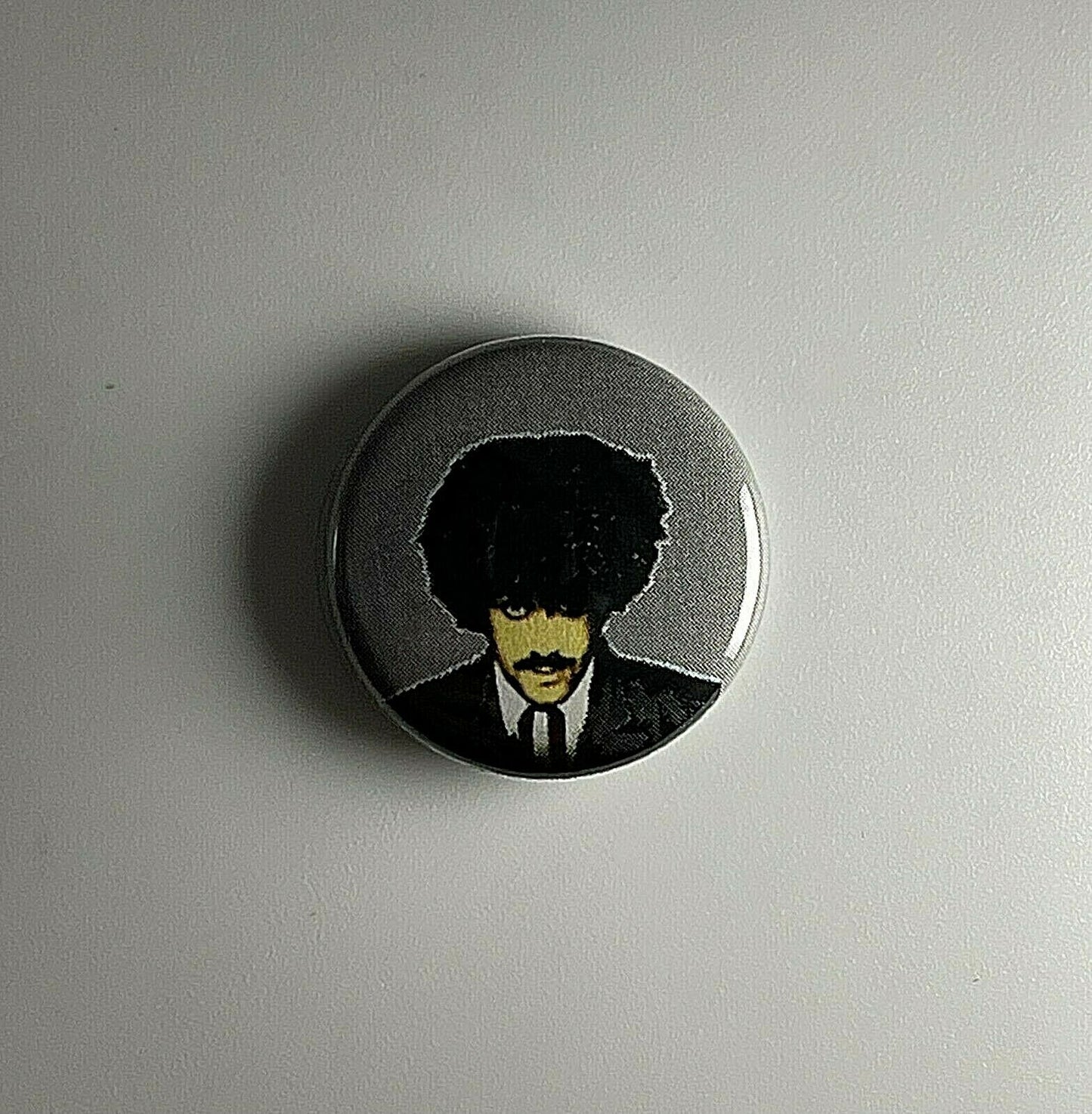 Thin Lizzy Phil Lynott 1" Button T004B Pin Badge Deep Purple AC/DC