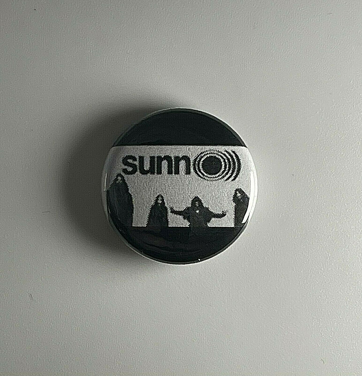 Sunn Doom 1" Button S008B Pin Badge