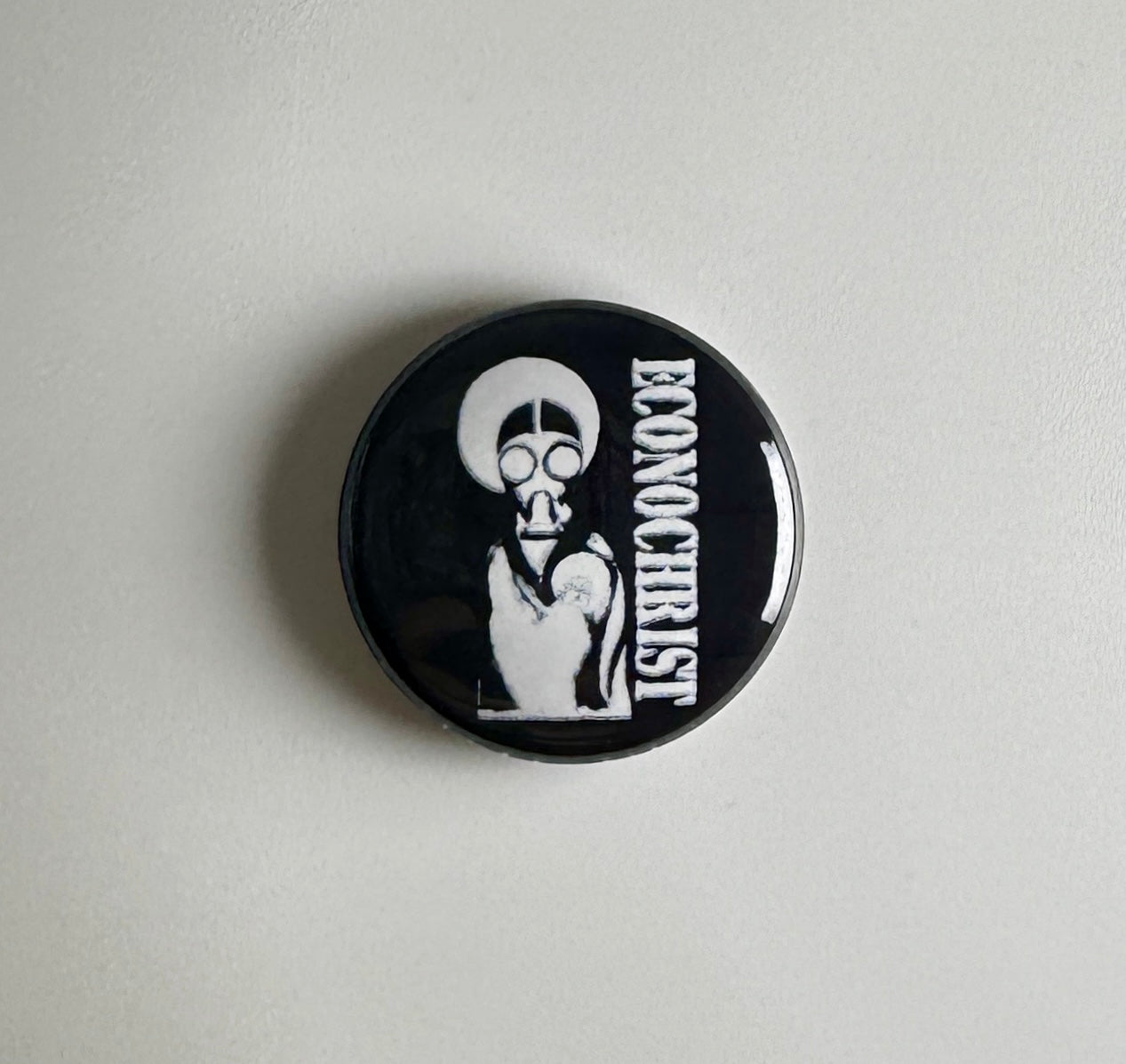 Econochrist 1" Button E011B Badge Pin