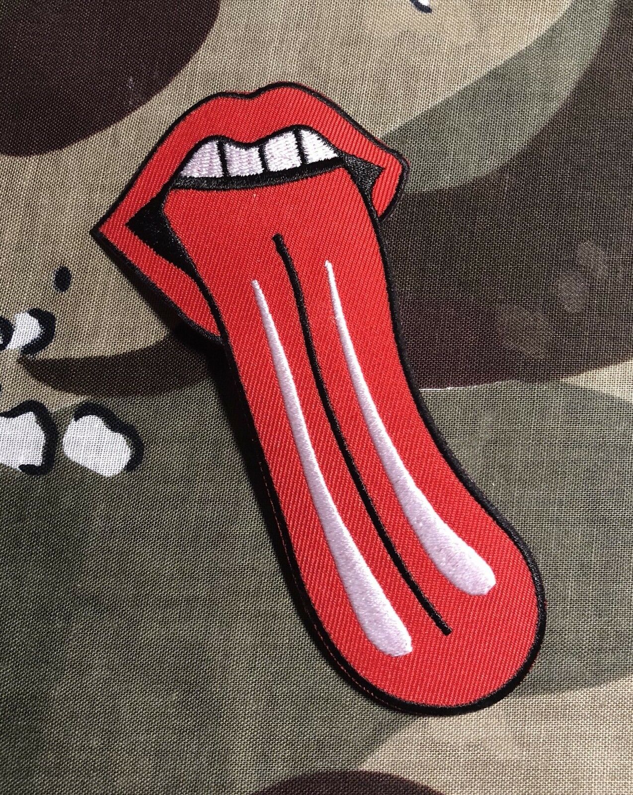 Rolling Stones Style Tongue Embroidered Patch T012P